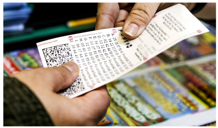 Lottery money euforisch opgewonden ze zich zwarte goed vrouw leest voelt achieve avoid slump afternoon